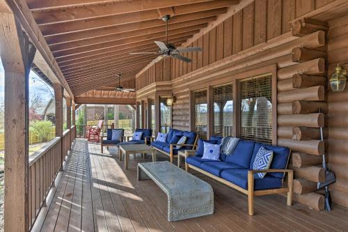 Hilltop Hot Springs Log Cabin with Hot Tub - image 2