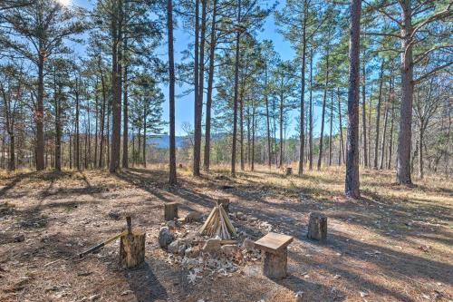 Updated Cabin with Fire Pit 2 Mi to UTV and Hike