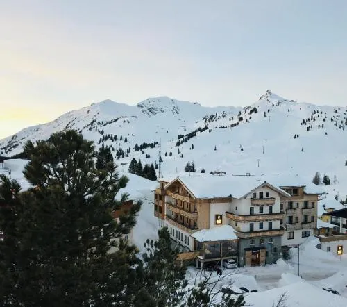 Hotel Alpenland in Obertauern, Österreich