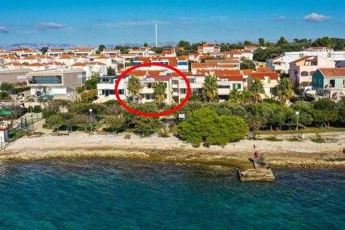 Apartments by the sea Petrcane Zadar - 3274 - image 4