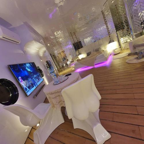 Hotel Ramka & Restaurant & Wine Bar - image 2