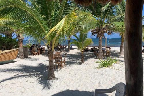 beautiful front beach house perfec to relax