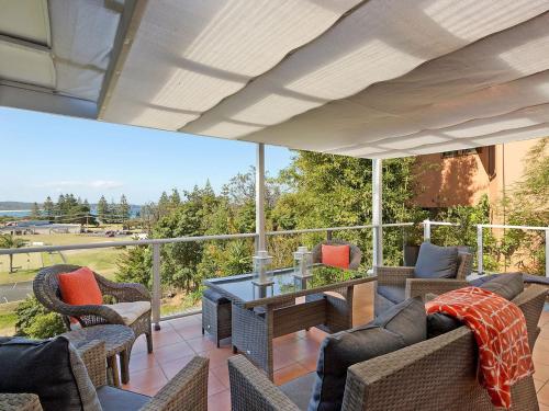 Tathra Beach Break 4 bedroom house 2 minutes walk from the beach