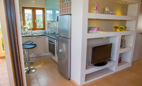 Asterias Studios & Apartments, Kalyves (photo 4)