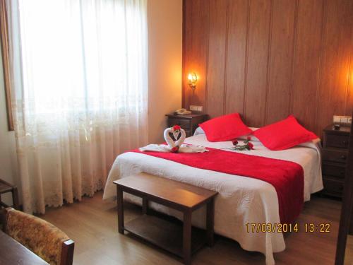 Double Room with parking included image 3