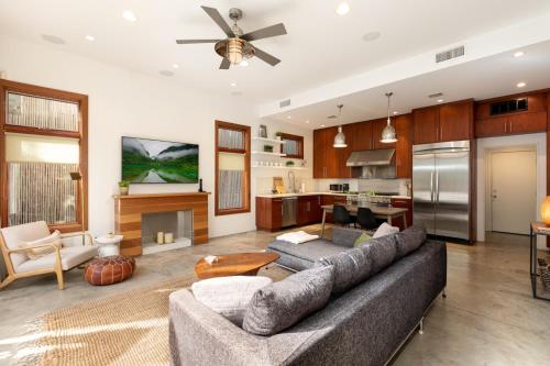 Architectural Beach Home - Rooftop Outdoor Kitchen home - image 8