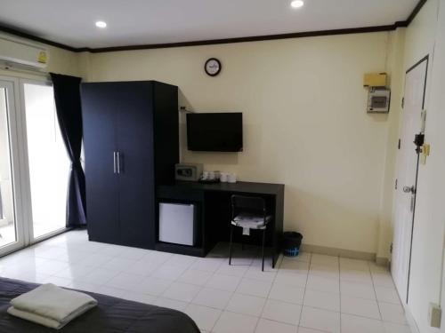 Dania – Bang Lamung, DC