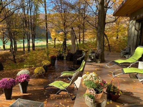 Luxury Lake House - main image