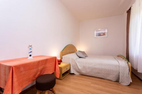 Apartment with Terrace image 2