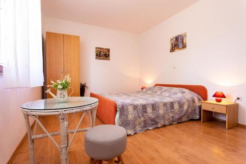 Two-Bedroom Apartment image 8