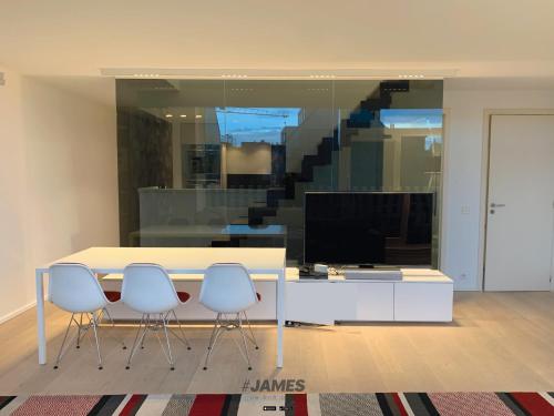 Design penthouse duplex op 200 meter van het strand ref J00713