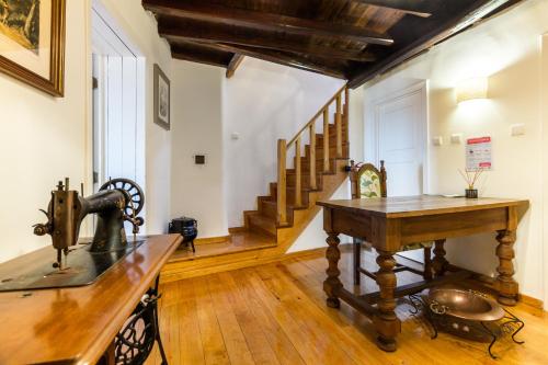 Instalaciones, Casa Mont'Santo in Monsanto