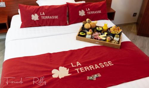 Hotel La Terrasse - image 14