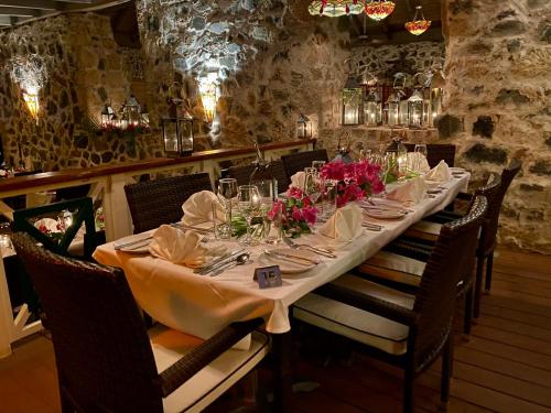 Sugar Mill Hotel Sugar Mill Hotel