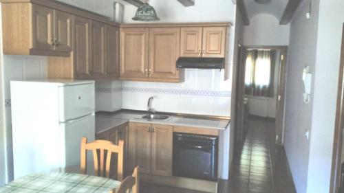  2 bedrooms appartement with terrace and wifi at Guadalaviar in Guadalaviar