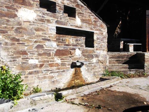Dārzs, Spacious Apartment in Odollo, Mountain View, 150 sqm, Fireplace in Villanueva de Valdueza