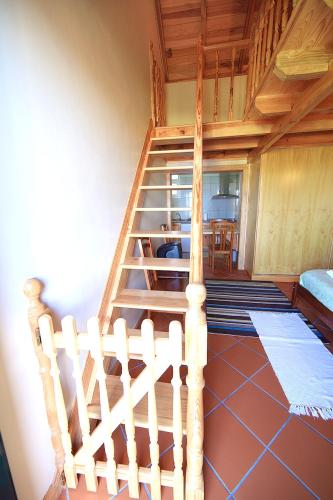 Studio in Ponta do Pargo with wonderful sea view furnished garden and WiFi 20 km from the beach - image 6