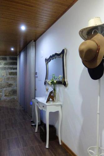 Paradisiacal Villa in Lousada with Private Pool in โลว์ซาดา