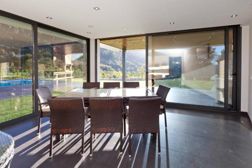 Villa with 4 bedrooms in Vieira do Minho with private pool enclosed garden and WiFi - image 4