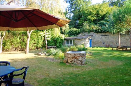 Maison de 3 chambres avec jardin clos et wifi a Montlucon