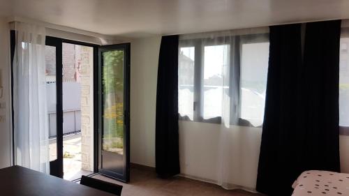 Studio avec wifi a Argenteuil