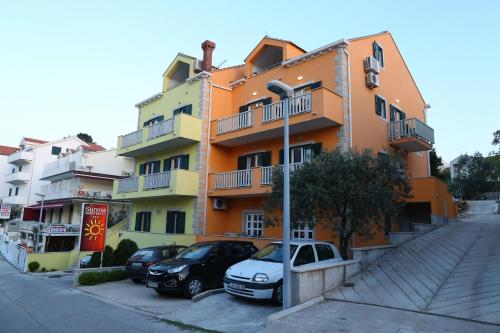Sunrise Apartments 2 1