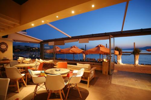 設施, Comfortable apartment with sea view - 85 m² in Akrogiali in 阿克羅吉亞利