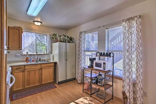 Cozy Cottage Close to Hill Country Vineyards! - image 7