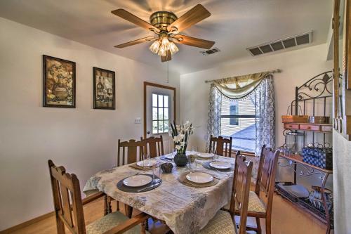 Cozy Cottage Close to Hill Country Vineyards! - image 4