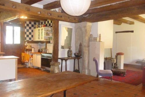 House with 4 bedrooms in Grandchamp with enclosed garden gîte à louer Hermeray