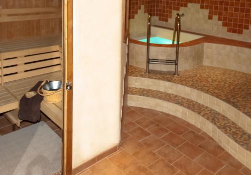 Landhotel Altes Pfarrhaus - image 3
