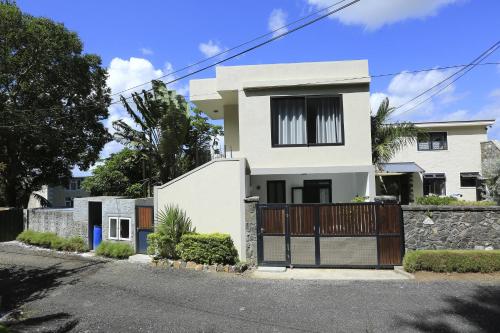 Unterkunft von außen, Charming studio in Moka 40 m² with mountain view terrace in Quatre Bornes