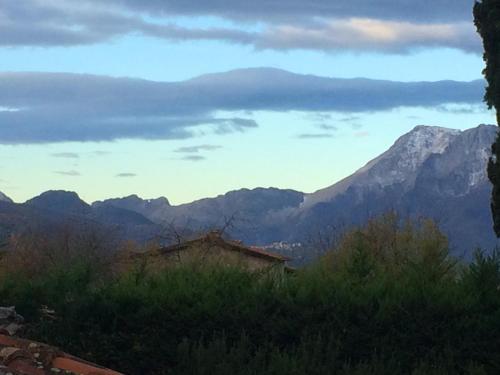 Villa with 3 bedrooms in Barga with wonderful mountain view private pool furnished garden 57 km from the beach - image 6