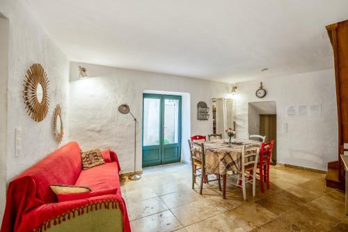 Maison de 2 chambres avec vue sur la ville terrasse et wifi a Bonnieux Bonnieux