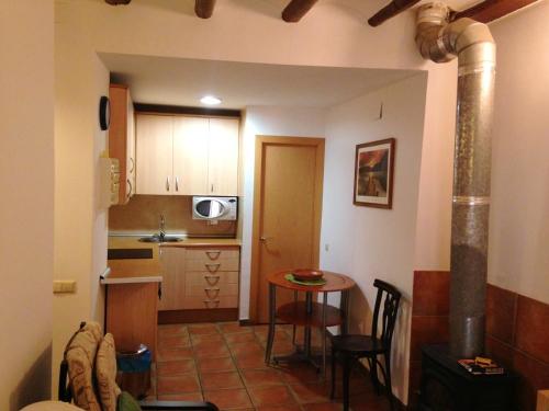 One bedroom appartement with furnished terrace and wifi at Tolva in Tolva
