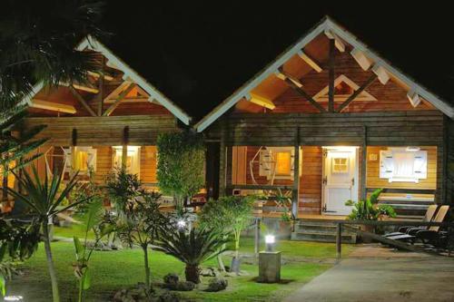 Charming bungalow in Tarifa with mountain view and garden in La Pena