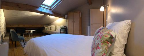 1 queen bed