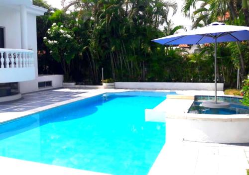 Casa Quinta con Piscina Privada en Condominio Campestre el Penon