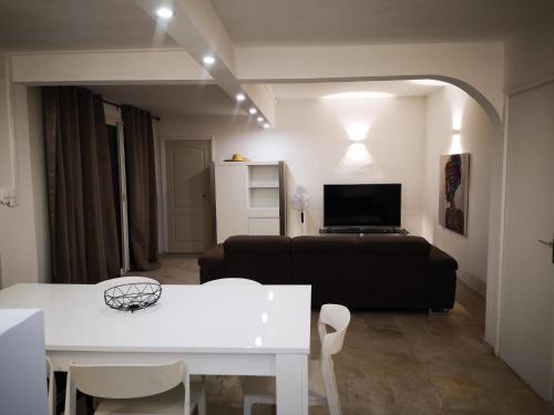 Appartement Saint Gilles Les Bains