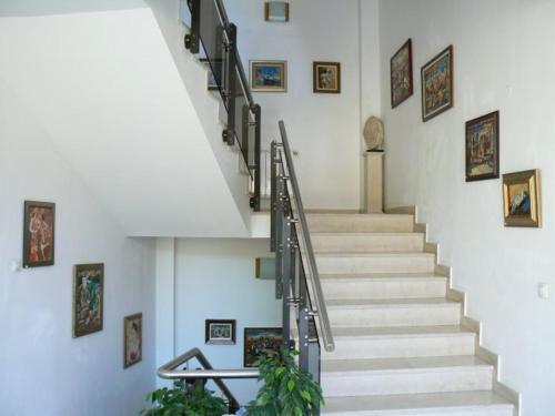 Art Hotel Galeria - image 2