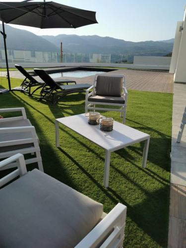 Maximos Luxury Villa with Pool -BREAKBOOKING-CY