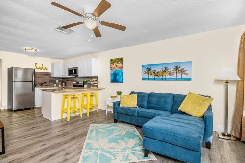 Latitude 26 Waterfront Boutique Resort - Fort Myers Beach