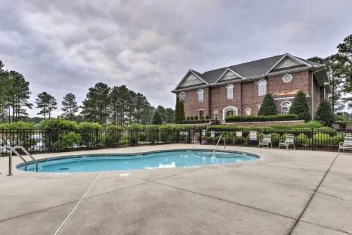 Anderson Golf Club Condo with Community Amenities! in Spring Lake, USA