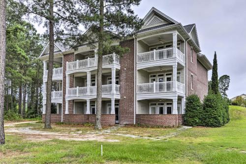 . Anderson Creek Resort Condo on Golf Course with Pool