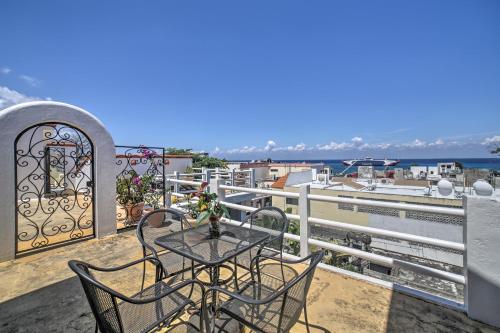Gorgeous Penthouse Villa with Deck and Ocean Views!, Cozumel
