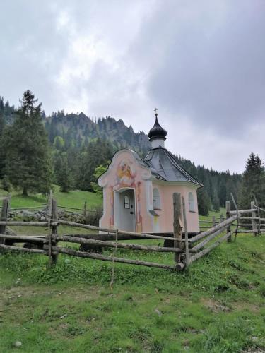 City Apartment - image 12