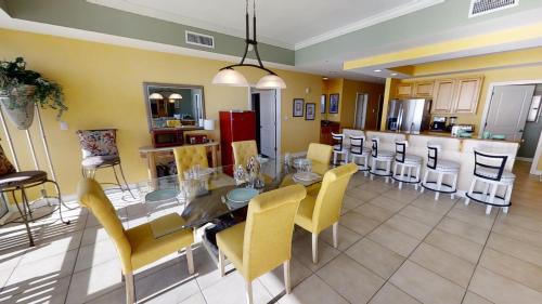 Marisol 1001 - image 7