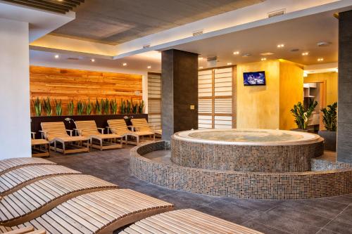 Spa, Bassiana Hotel es Etterem in Sarvar