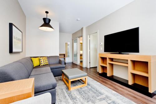 Hyatt Place Kelowna in Kelowna, Canada
