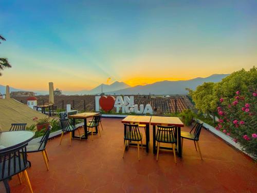 El Carmen Hotel - image 3